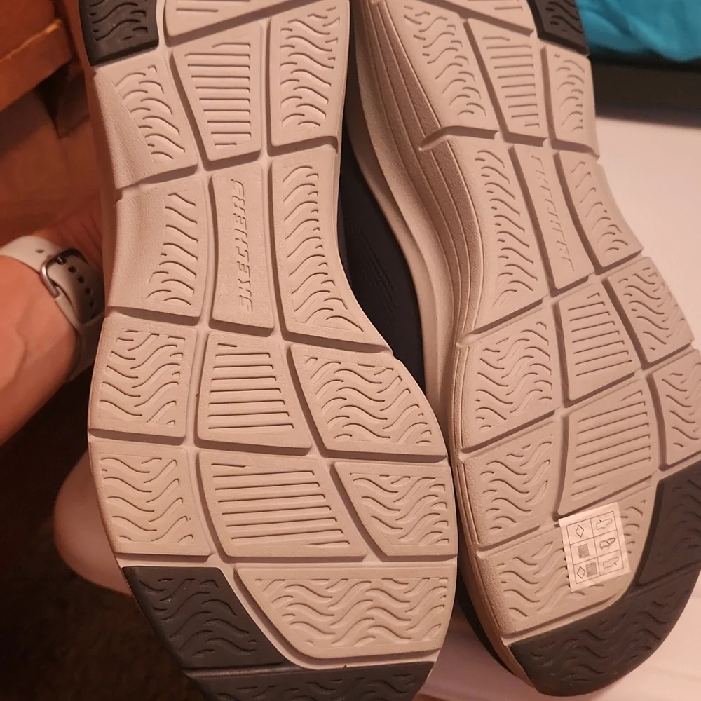 Skechers Men's Navy Athletic Shoes Slip On Size 10 - Picture 8 of 15